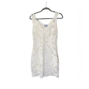Anthropologie | Yoana Baraschi size 4 embroidered lace white dress